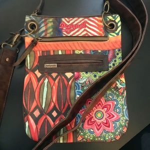Gorgeous shoulder bag purse